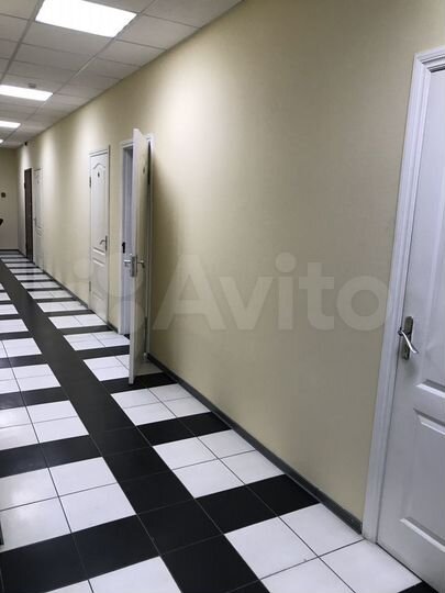 Офис, 370 м²