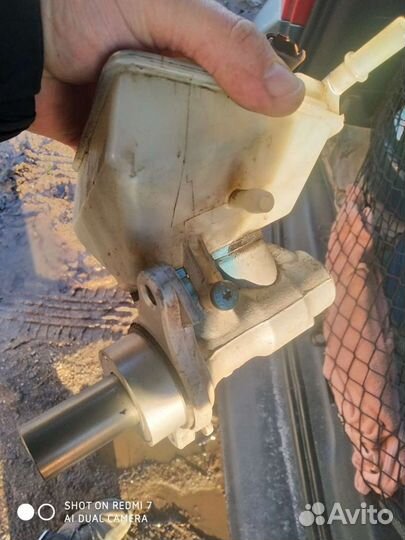 Главный тормозной цилиндр