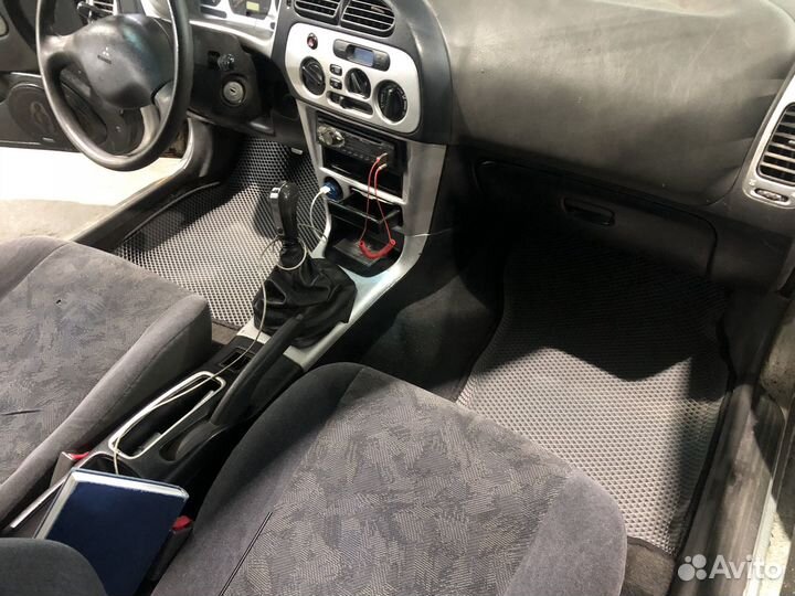 Mitsubishi Lancer 1.3 МТ, 1998, 305 000 км