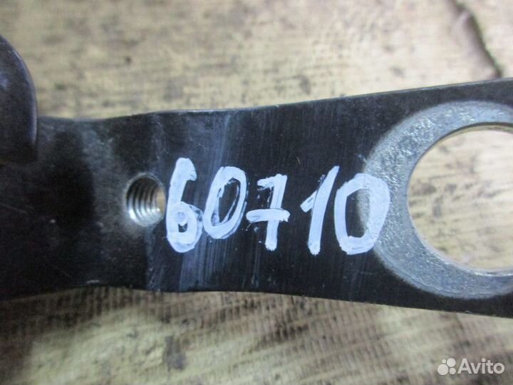 Петля двери задней правой нижняя Ford Focus III 20