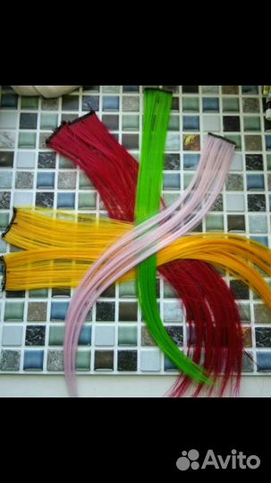 Цветные накладные прядки для волос