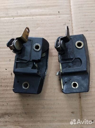 Замок боковой двери фольксваген т-4