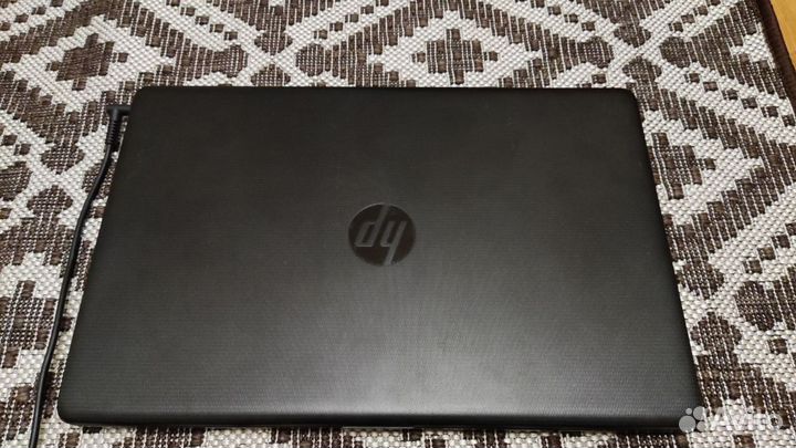 Ноутбук HP Laptop 15-da0xxx