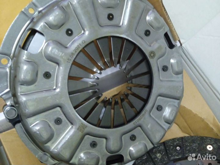 Сцепление Starco 600 усил.8пружин Газель Cummins
