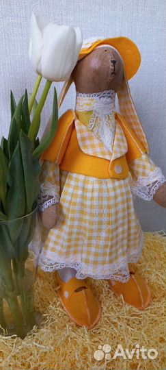 Кукла тильда ручной работы зайчиха зайка