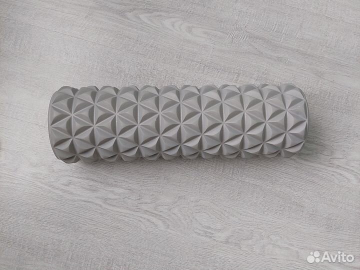 Массажный ролик для спины