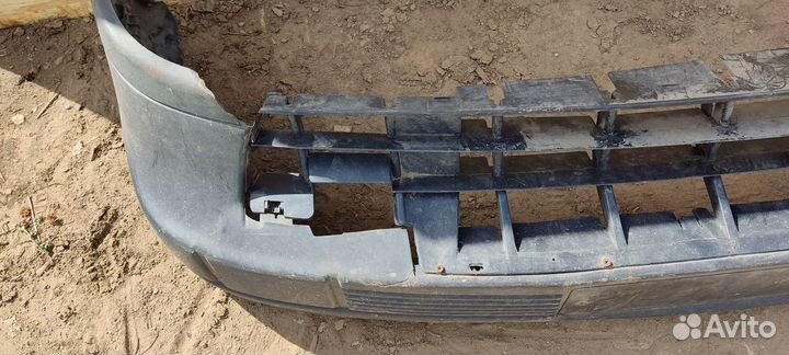 Бампер передний Volkswagen Passat b3 b3