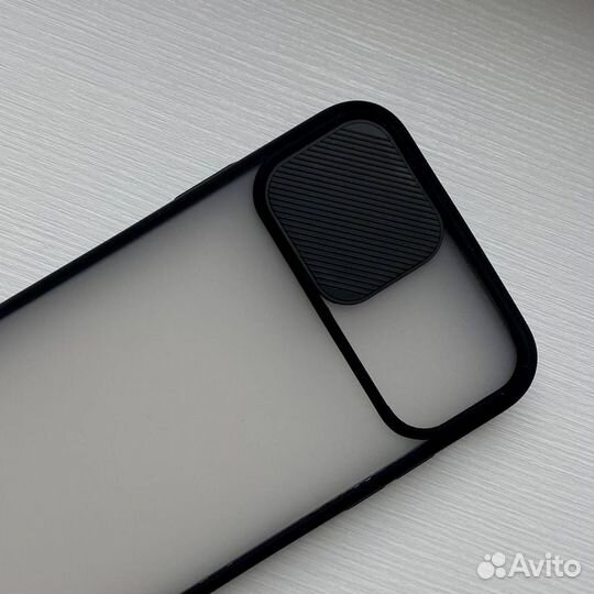 Черный чехол для iPhone 11