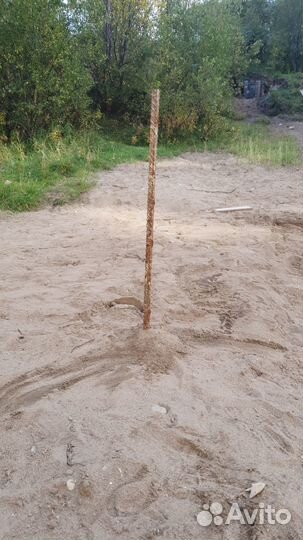 Кусок арматуры