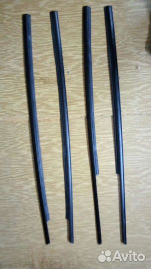 Молдинги ваз 2106