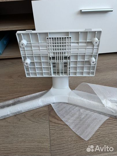 Подставка под телевизор