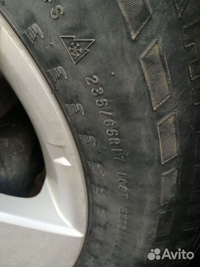 Nokian Tyres Hakkapeliitta 7 SUV 235/65 R17