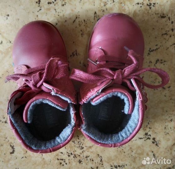 Ботинки демисезонные для девочки 22 размер