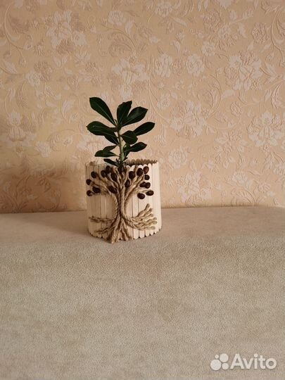 Кашпо для цветов