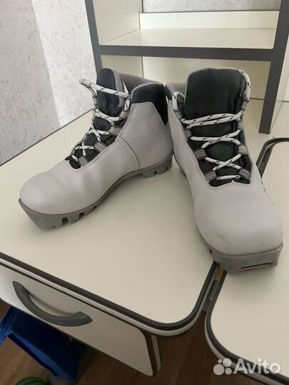 Лыжные ботинки для мальчика 35