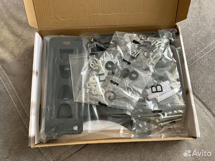 Кронштейн поворотный наклонный для телевизора