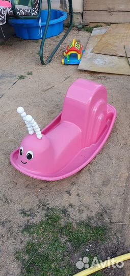 Детская игрушка качалка