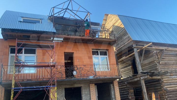 Дом 230 м² на участке 15 сот.