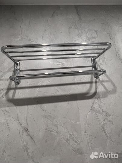 Полка настенная для ванной