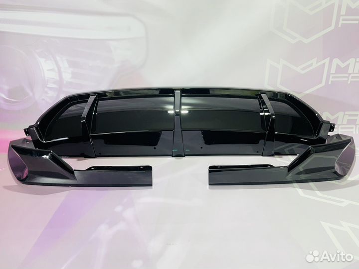 Диффузор BMW X6 G06 черный глянец премиум