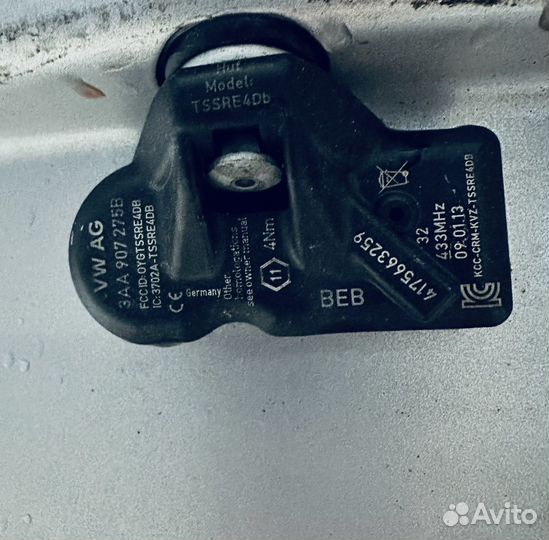 Колеса на volkswagen R17. Пасат Джета оригинал