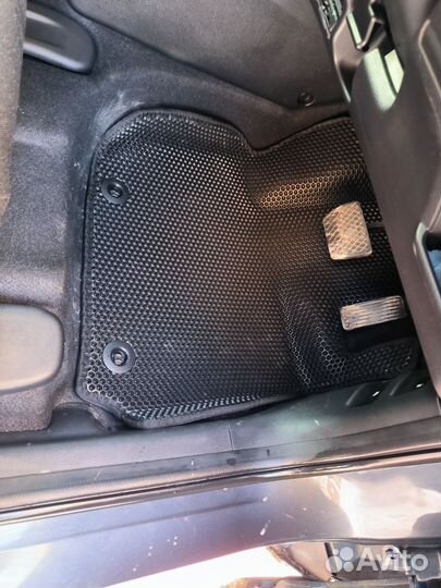 Коврики ева 3Д на Везел II черный+черный