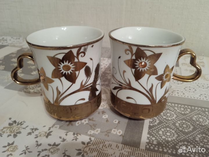 Две подарочные кружки