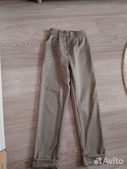 Брючный костюм женский