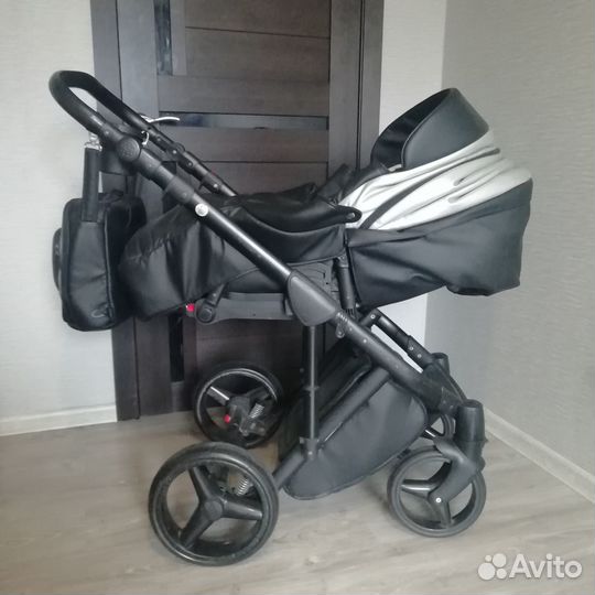 Детская коляска