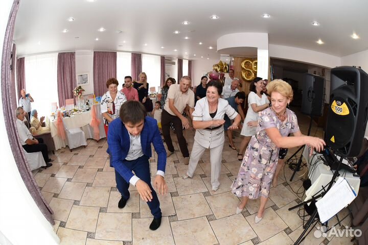 Ведущий тамада