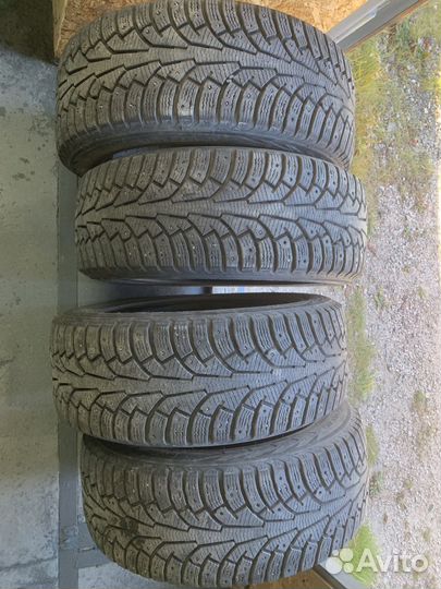 Nokian Tyres Hakkapeliitta 5 215/55 R16