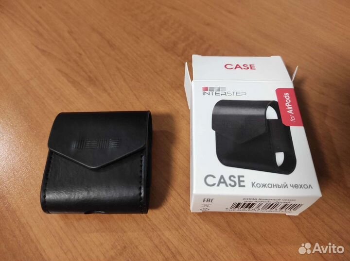 Кожаный чехол InterStep для AirPods 1го поколения