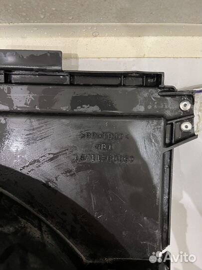 Диффузор вентилятора Тойота Прадо 150 2017-2021