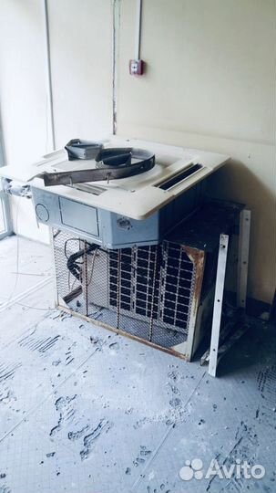 Кондиционер потолочный Panasonic 18 б/у