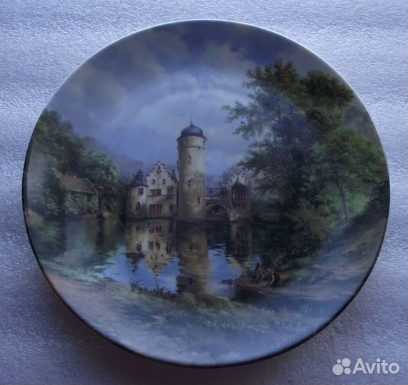 Декоративные тарелки (список)