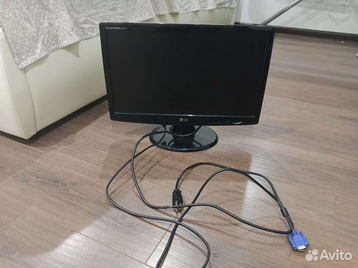 Монитор LG
