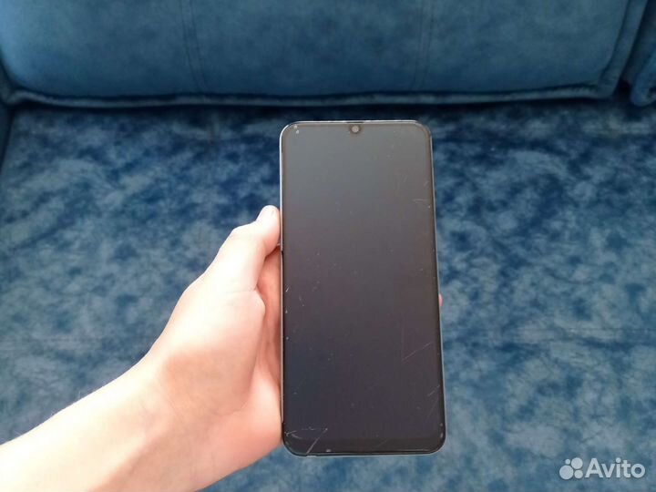 Samsung Galaxy A50, 4/128 ГБ