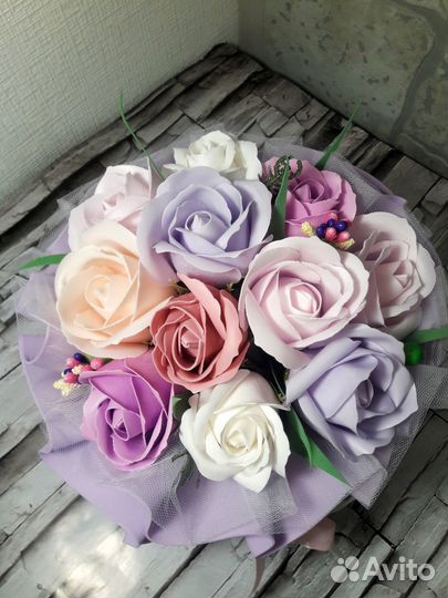 Букет из мыла, подарок на праздник, розы