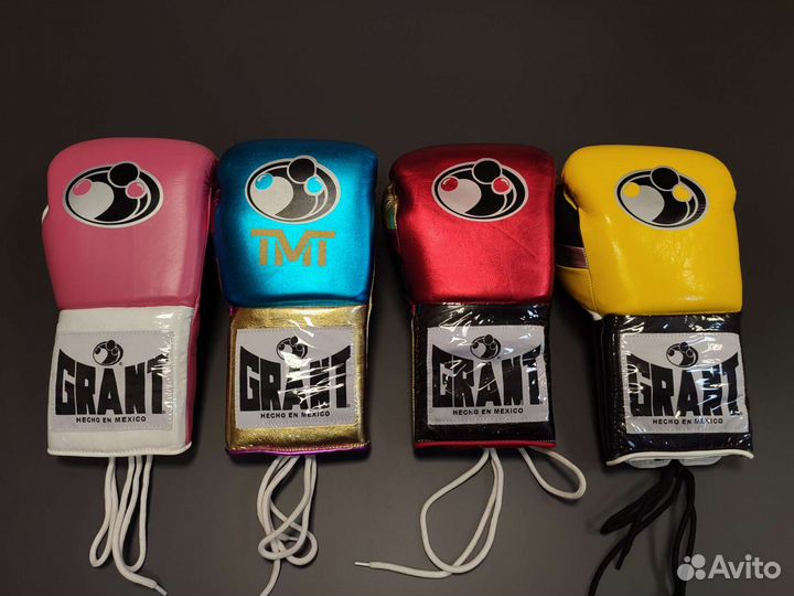 Боксерские перчатки инвентарь шлема бандажи