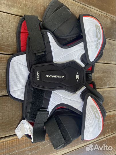 Нагрудник хоккейный Easton