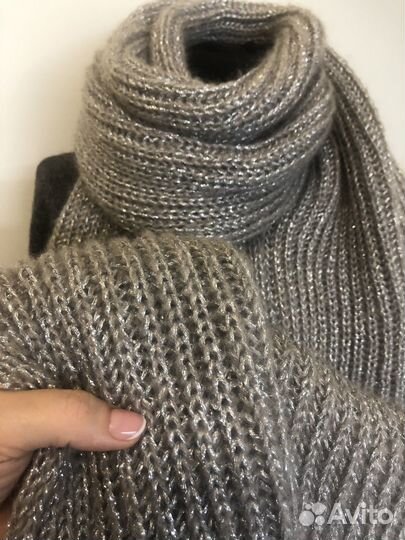 Шарф вязаный женский