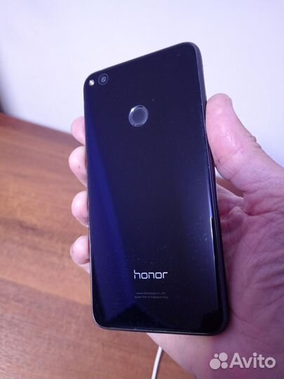 Телефон Honor 8 lite
