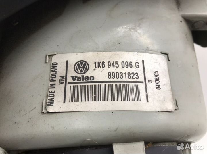 Фонарь задний правый Volkswagen Golf 5 1.9 TDI