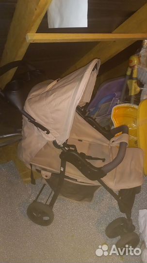 Прогулочная коляска
