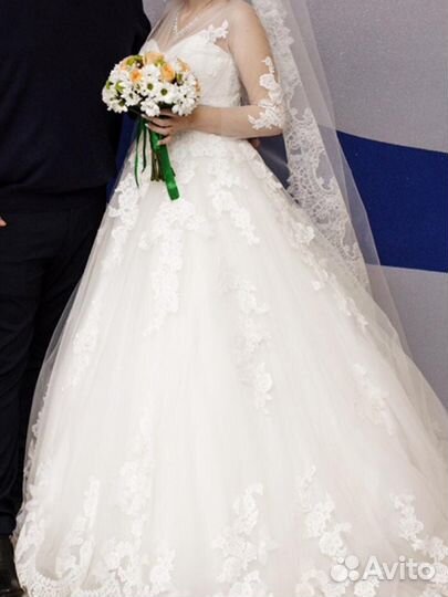 Свадебное платье