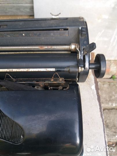 Пишущая машинка Optima M10