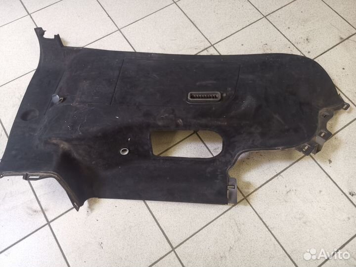 Обшивка багажника Cadillac Escalade gmt 900