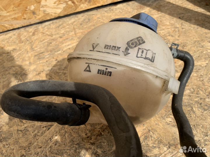 Расширительный бачок Volkswagen Polo IV 2001-2009