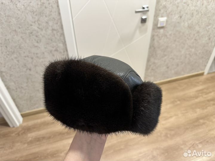 Меховая мужская шапка