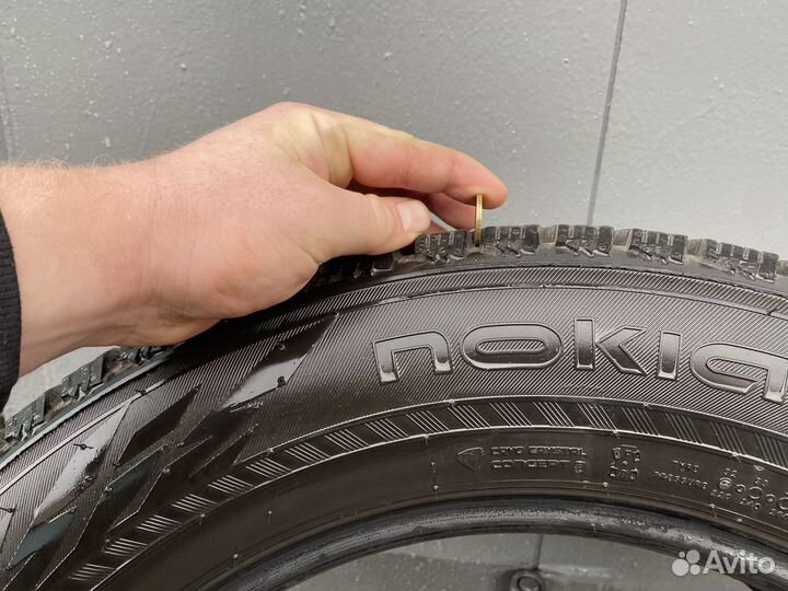 Nokian Tyres Hakkapeliitta R3 SUV 215/65 R17 130W